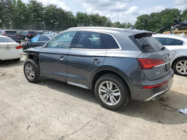 WA1GAAFY4N2109405 2022 AUDI Q5 - Image 2