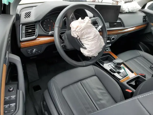 WA1GAAFY4P2025538 2023 AUDI Q5 - Image 8