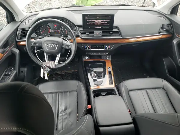 WA1GAAFY4P2045059 2023 AUDI Q5 - Image 8