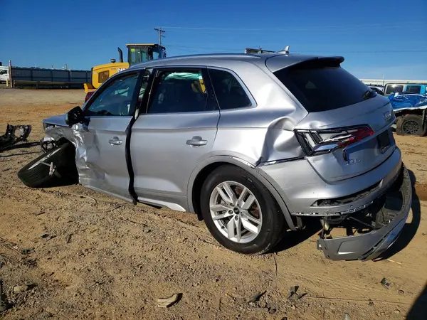 WA1GAAFY4P2097632 2023 AUDI Q5 - Image 2