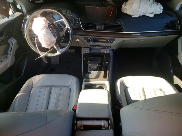 WA1GAAFY4P2097632 2023 AUDI Q5 - Image 8