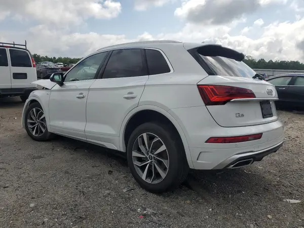 WA1GAAFY4P2145663 2023 AUDI Q5 - Image 2
