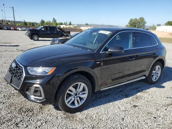 WA1GAAFY4R2003249 2024 AUDI Q5 - Image 1