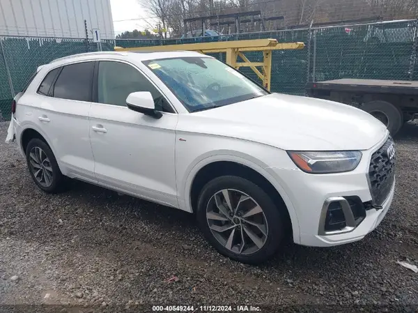 WA1GAAFY4R2024229 2024 AUDI Q5 - Image 1