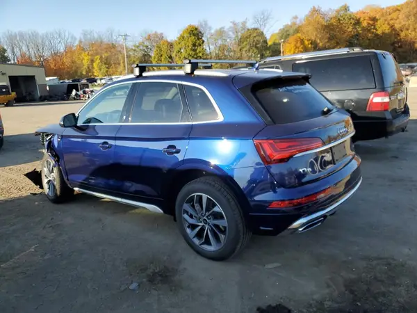 WA1GAAFY4R2048028 2024 AUDI Q5 - Image 2
