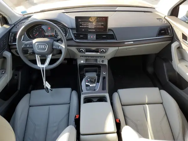 WA1GAAFY4R2048028 2024 AUDI Q5 - Image 8