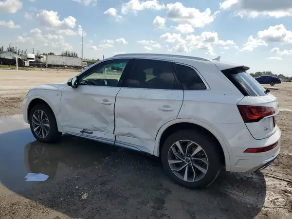 WA1GAAFY4R2134729 2024 AUDI Q5 - Image 2