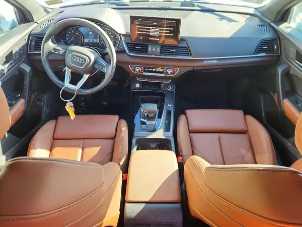 WA1GAAFY4R2152261 2024 AUDI Q5 - Image 8