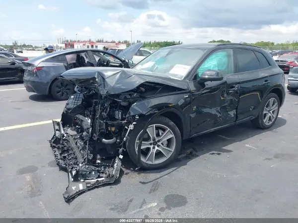 WA1GAAFY4S2037004 2025 AUDI Q5 - Image 2