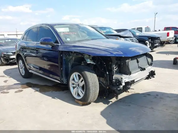 WA1GAAFY5N2004047 2022 AUDI Q5 - Image 1