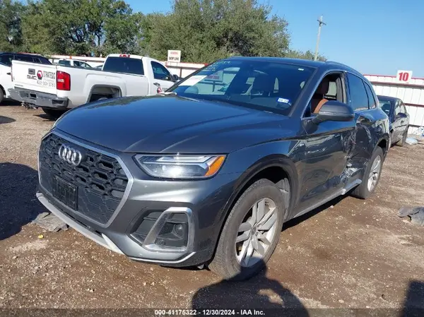WA1GAAFY5N2094705 2022 AUDI Q5 - Image 2