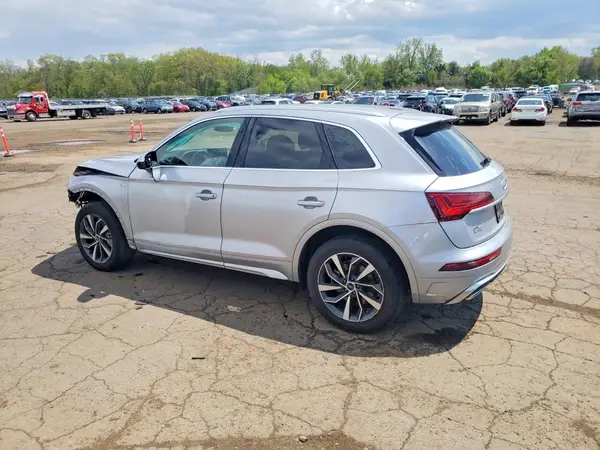 WA1GAAFY5P2151116 2023 AUDI Q5 - Image 2