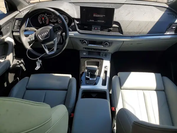 WA1GAAFY5R2109614 2024 AUDI Q5 - Image 8