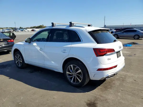 WA1GAAFY5R2151751 2024 AUDI Q5 - Image 2