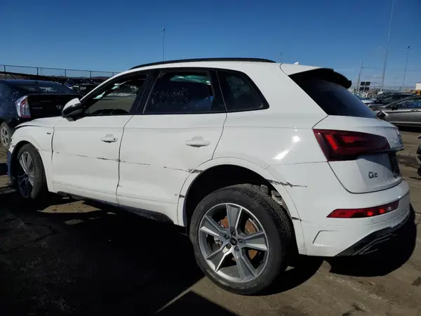 WA1GAAFY5S2023208 2025 AUDI Q5 - Image 2