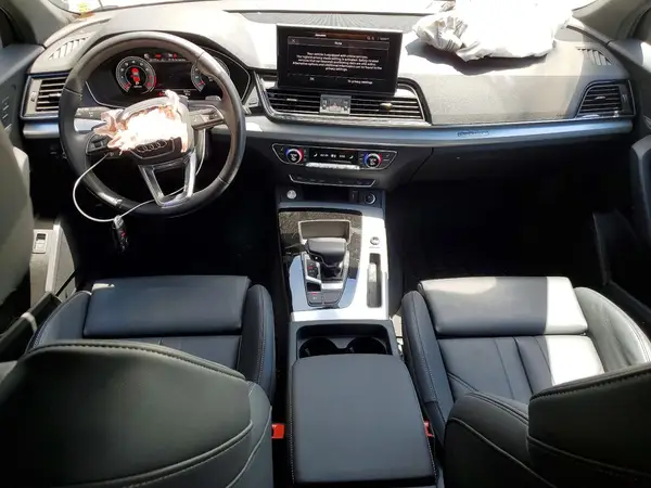 WA1GAAFY5S2057438 2025 AUDI Q5 - Image 8