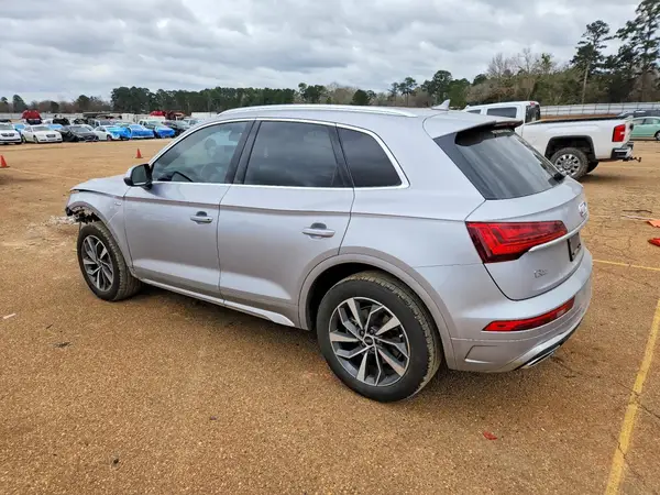 WA1GAAFY6N2071448 2022 AUDI Q5 - Image 2