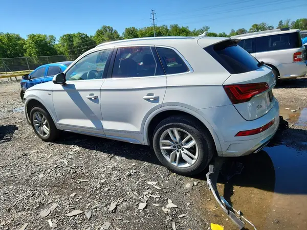 WA1GAAFY6N2093465 2022 AUDI Q5 - Image 2