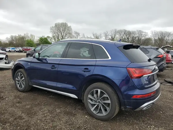 WA1GAAFY6N2100897 2022 AUDI Q5 - Image 2