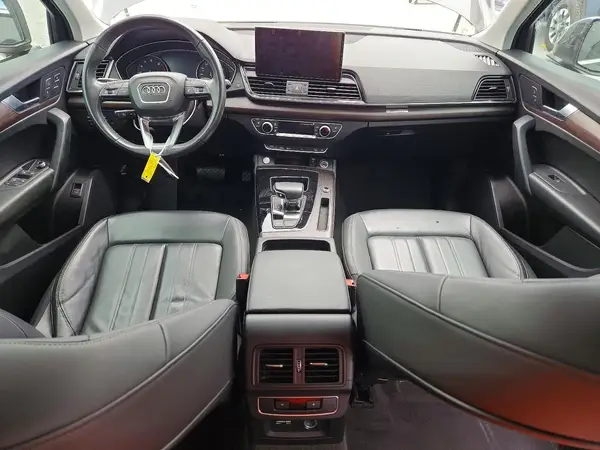 WA1GAAFY6P2115063 2023 AUDI Q5 - Image 8