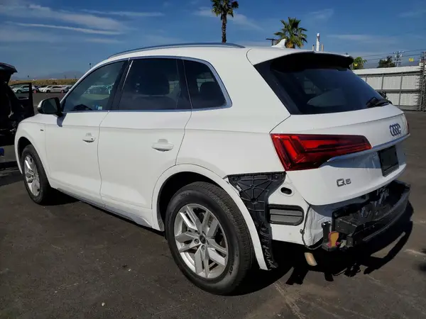 WA1GAAFY6R2010056 2024 AUDI Q5 - Image 2