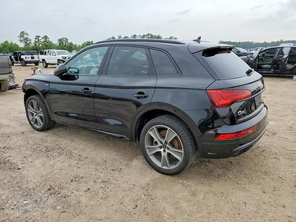 WA1GAAFY6S2021905 2025 AUDI Q5 - Image 2