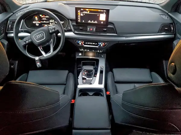 WA1GAAFY6S2037196 2025 AUDI Q5 - Image 8
