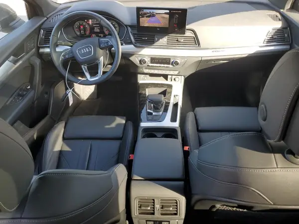 WA1GAAFY6S2039899 2025 AUDI Q5 - Image 8