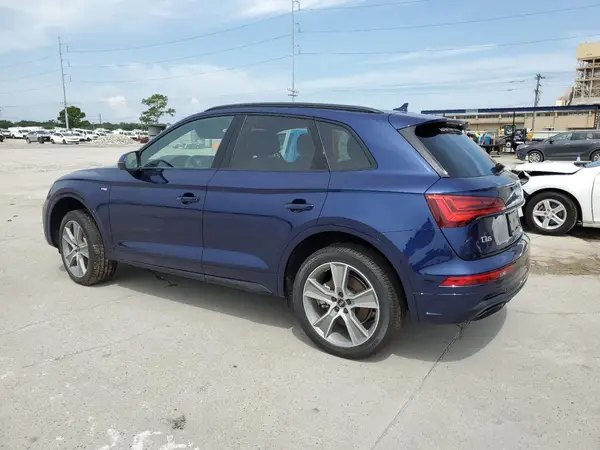 WA1GAAFY6S2043029 2025 AUDI Q5 - Image 2