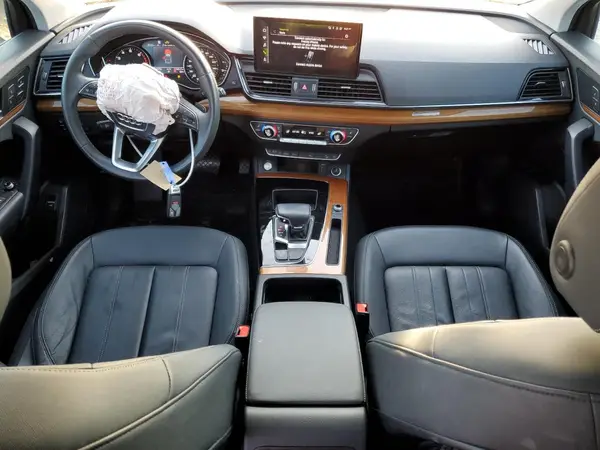 WA1GAAFY7N2001182 2022 AUDI Q5 - Image 8