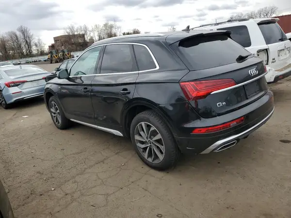 WA1GAAFY7N2054819 2022 AUDI Q5 - Image 2