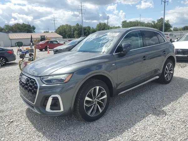 WA1GAAFY7N2077050 2022 AUDI Q5 - Image 1