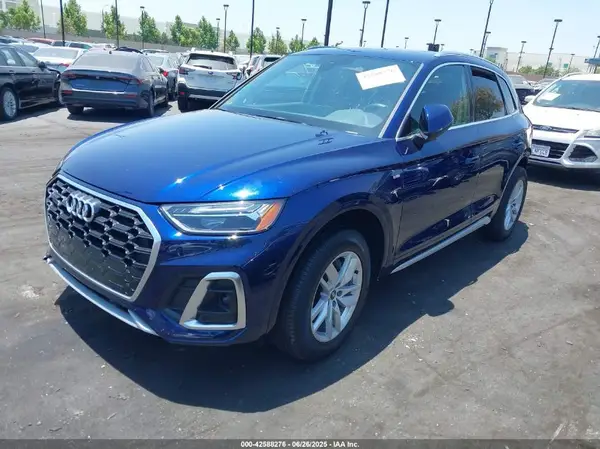 WA1GAAFY7N2100598 2022 AUDI Q5 - Image 2