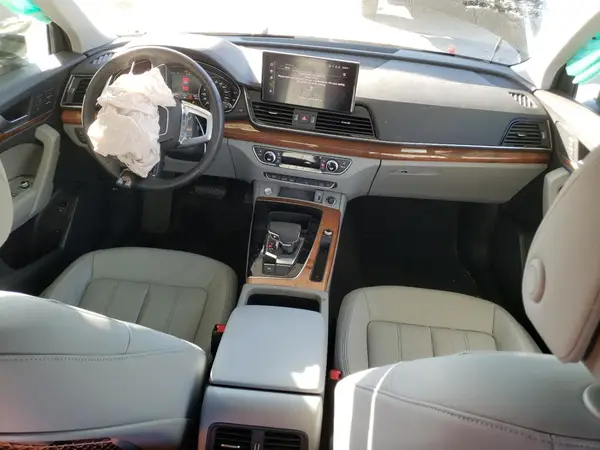 WA1GAAFY7N2101217 2022 AUDI Q5 - Image 8