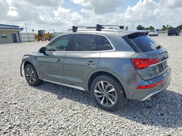WA1GAAFY7N2106837 2022 AUDI Q5 - Image 2