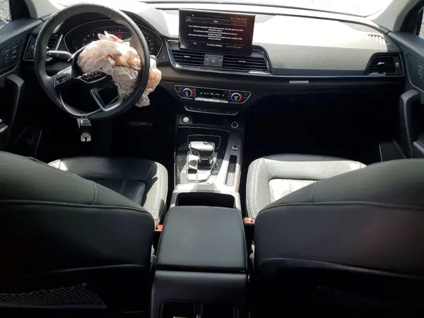 WA1GAAFY7N2106837 2022 AUDI Q5 - Image 8