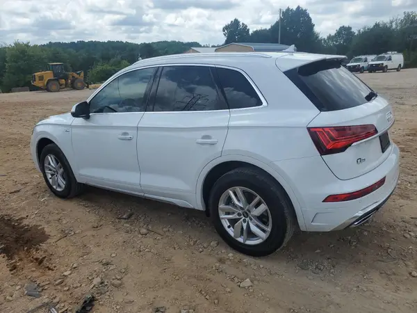WA1GAAFY7P2129490 2023 AUDI Q5 - Image 2