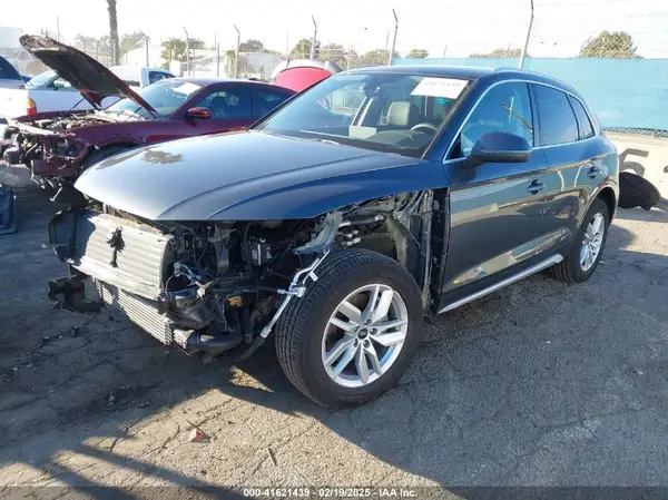 WA1GAAFY7P2137461 2023 AUDI Q5 - Image 2