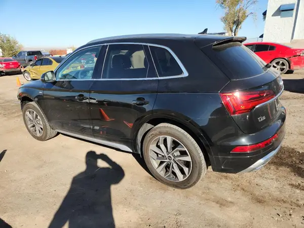 WA1GAAFY7P2194873 2023 AUDI Q5 - Image 2