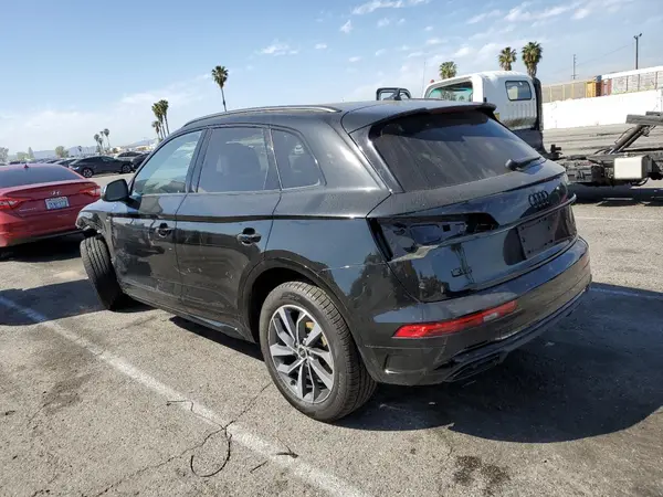 WA1GAAFY7R2099197 2024 AUDI Q5 - Image 2