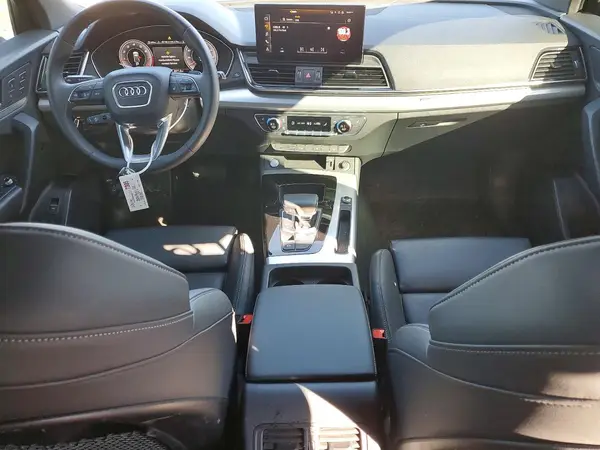 WA1GAAFY7R2111798 2024 AUDI Q5 - Image 8