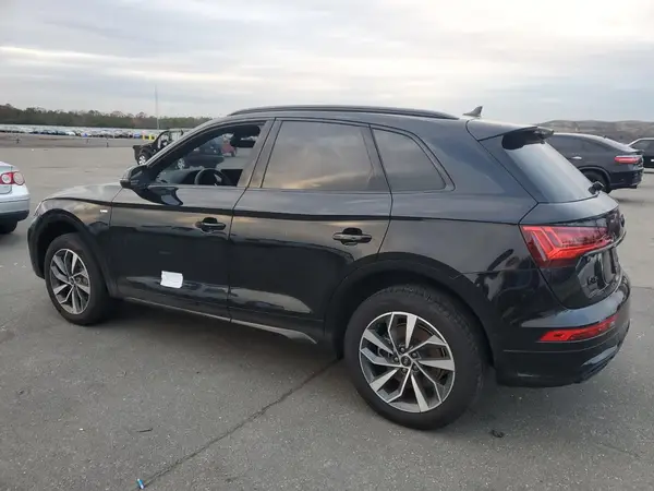 WA1GAAFY7R2113454 2024 AUDI Q5 - Image 2