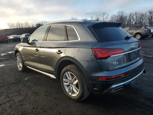 WA1GAAFY7R2120758 2024 AUDI Q5 - Image 2
