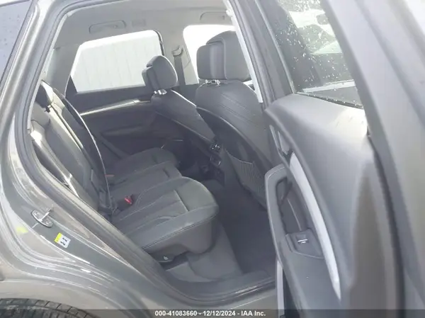 WA1GAAFY7R2126513 2024 AUDI Q5 - Image 8