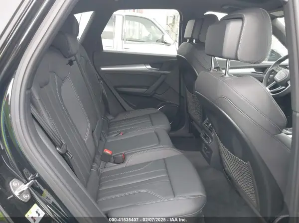 WA1GAAFY7S2026126 2025 AUDI Q5 - Image 8