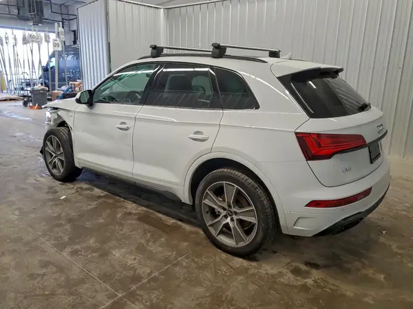 WA1GAAFY7S2057666 2025 AUDI Q5 - Image 2