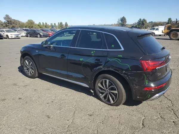 WA1GAAFY8N2001319 2022 AUDI Q5 - Image 2