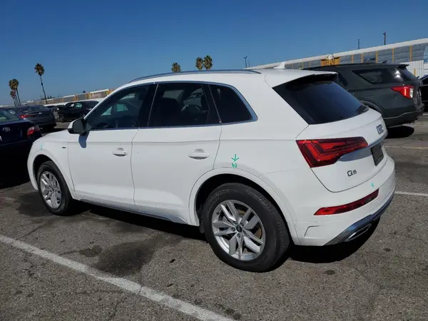 WA1GAAFY8N2004320 2022 AUDI Q5 - Image 2