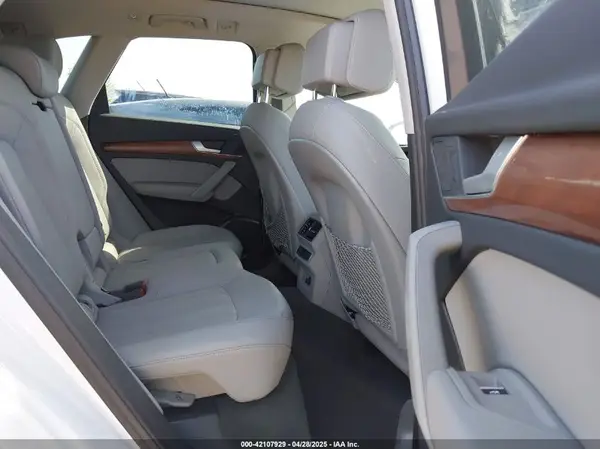 WA1GAAFY8N2086002 2022 AUDI Q5 - Image 8