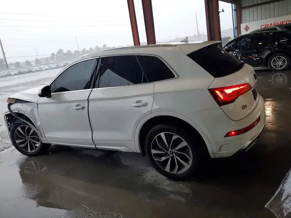 WA1GAAFY8N2098814 2022 AUDI Q5 - Image 2